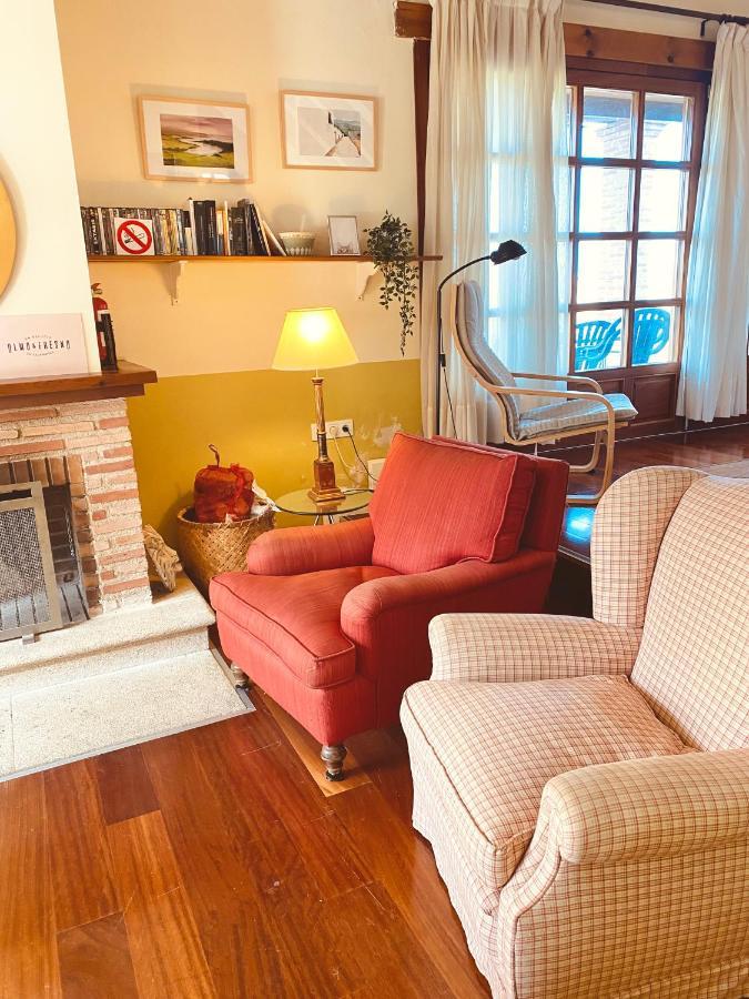 Ferienhaus Casas Olmo Y Fresno Jardin Y Piscina A 17 Kilometros De