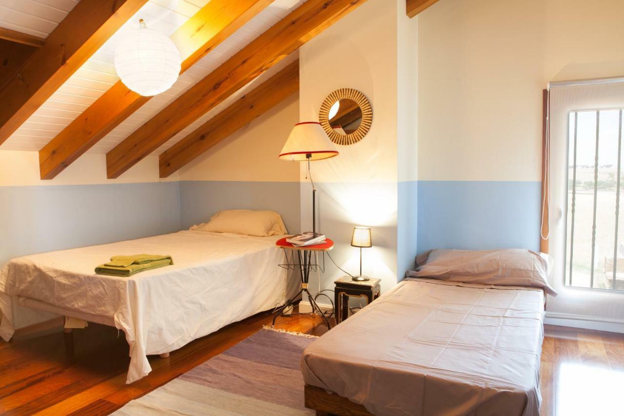 Ferienhaus Casas Olmo Y Fresno Jardin Y Piscina A 17 Kilometros De
