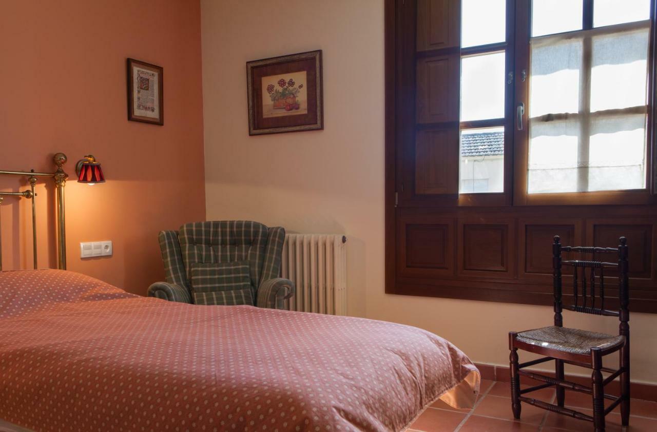 Casas Olmo Y Fresno Jardin Y Piscina A 17 Kilometros De Salamanca